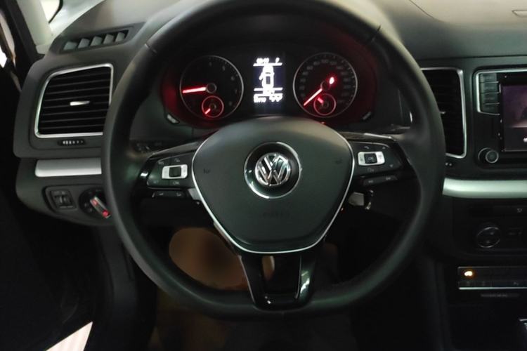 Used Volkswagen Sharan 2017 380TSI Flagship 7-Seater Steering Wheel