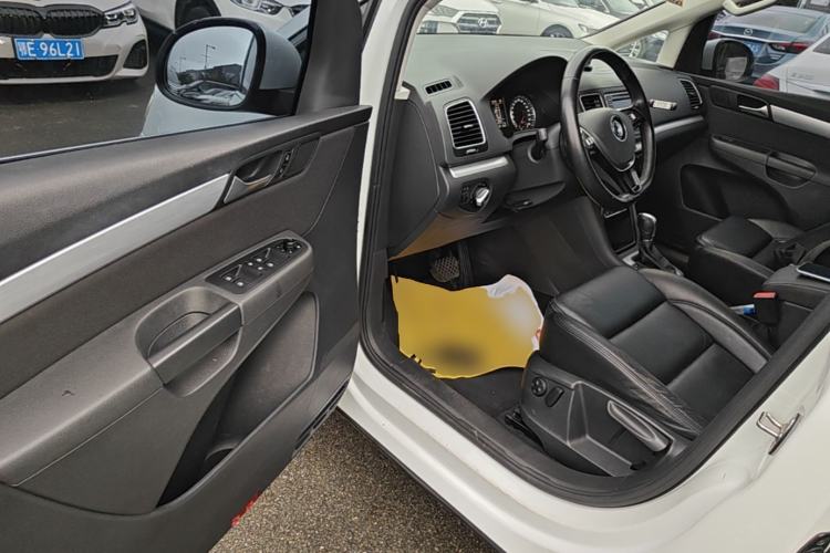 Used Volkswagen Sharan 2017 380TSI Comfort Edition 6-Seater Driver Seat