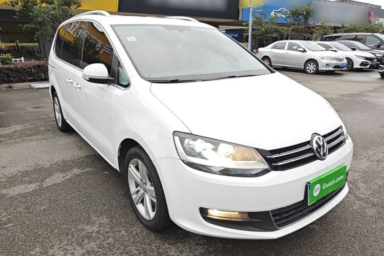 Used Volkswagen Sharan 2017 380TSI Comfort Edition 6-Seater Front Right 45 Deg