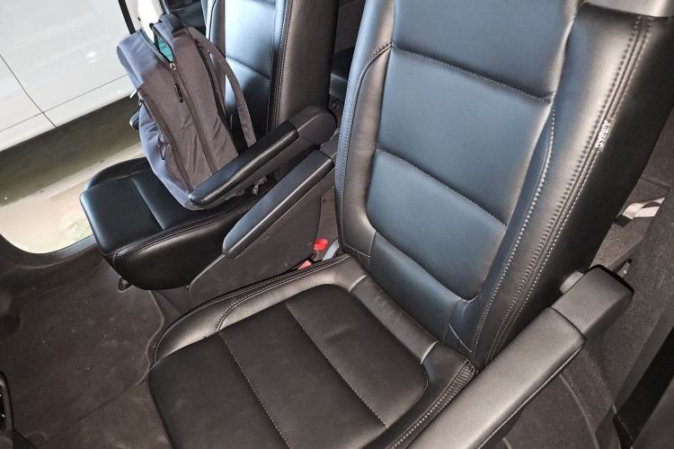 Used Volkswagen Sharan 2017 380TSI Comfort Edition 6-Seater Interior 4