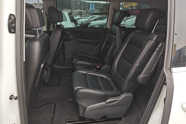 Used Volkswagen Sharan 2017 380TSI Comfort Edition 6-Seater Left Rear Seat