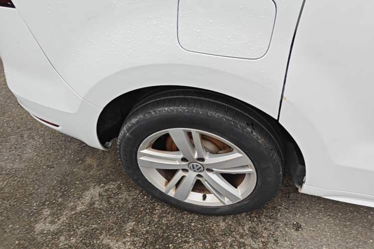 Used Volkswagen Sharan 2017 380TSI Comfort Edition 6-Seater Right Rear Wheel Hub