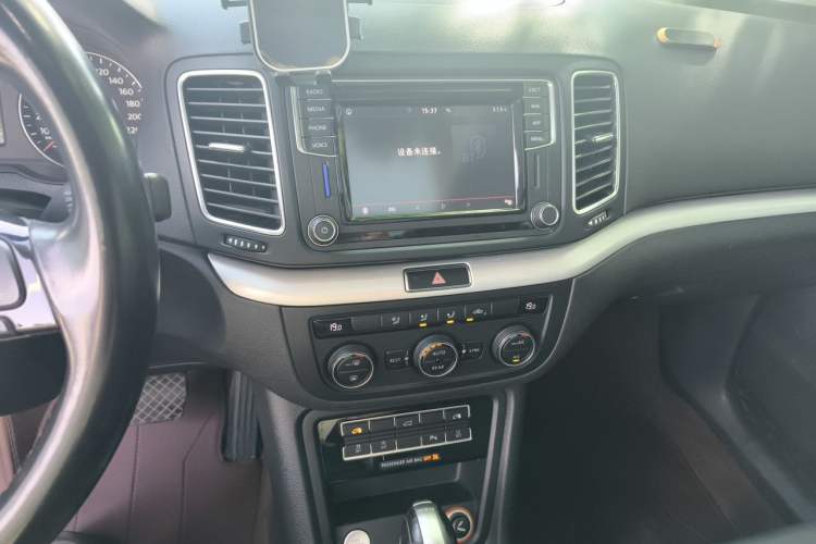 Used Volkswagen Sharan 2018 380TSI Enjoyment Edition Premium 7-Seater Audio And AC Panel