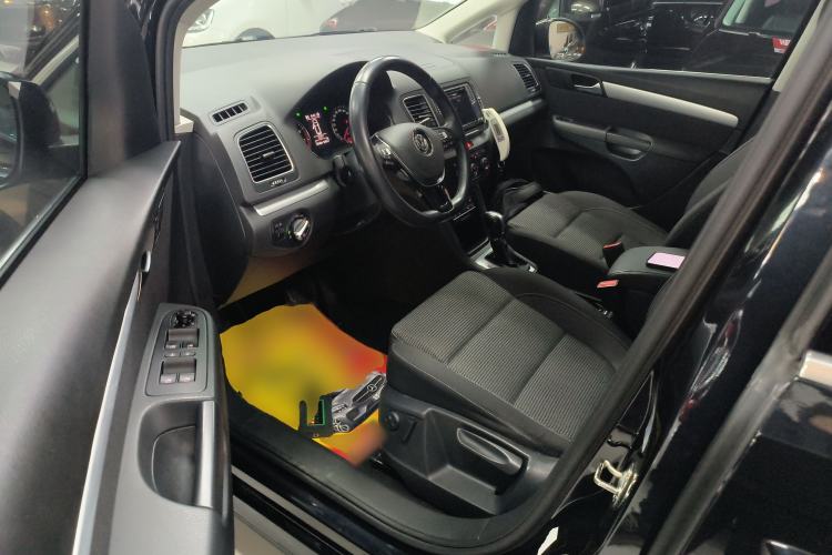 Used Volkswagen Sharan 2018 380TSI Comfort Edition 6-Seater Driver Seat