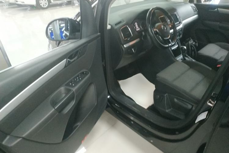 Used Volkswagen Sharan 2018 380TSI Comfort Edition 7-Seater Driver Seat