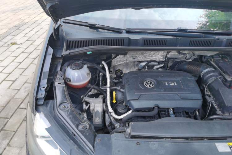 Used Volkswagen Sharan 2018 380TSI Comfort Edition 7-Seater Engine Bay Right