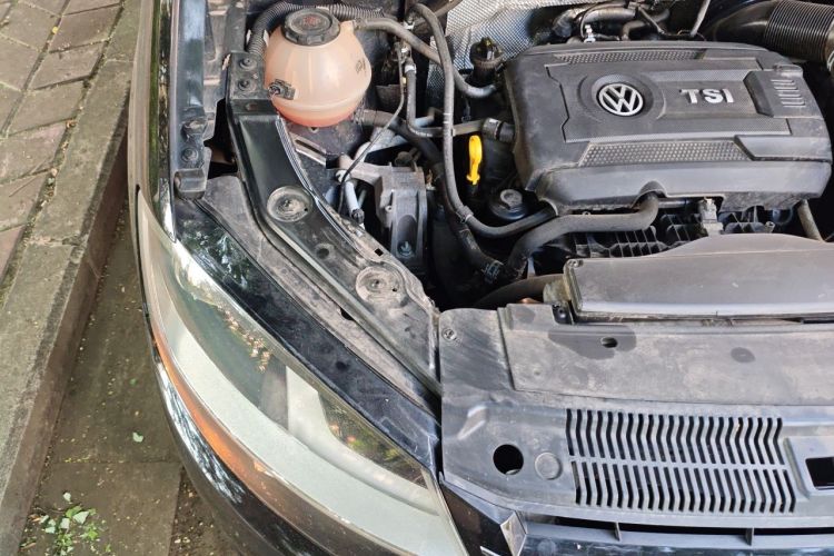 Used Volkswagen Sharan 2018 380TSI Comfort Edition 7-Seater Engine Bay Right