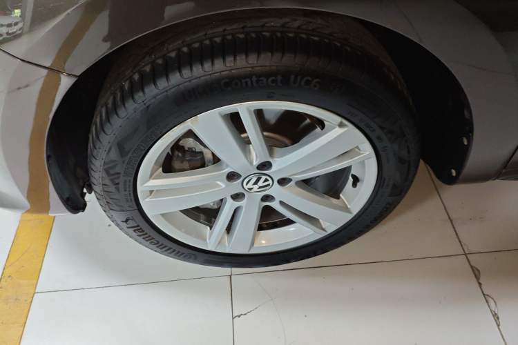 Used Volkswagen Sharan 2018 380TSI Comfort Edition 7-Seater Exterior 4
