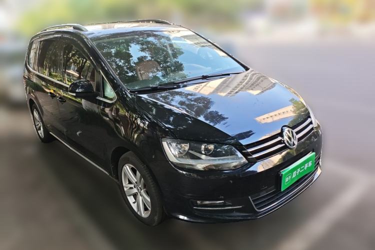 Used Volkswagen Sharan 2018 380TSI Comfort Edition 7-Seater Front Right 45 Deg