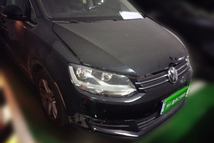 Used Volkswagen Sharan 2018 380TSI Comfort Edition 7-Seater Front Right 45 Deg