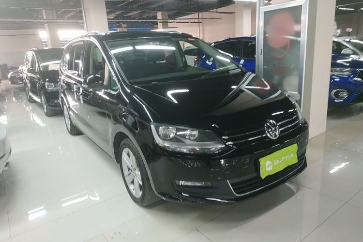 Used Volkswagen Sharan 2018 380TSI Comfort Edition 7-Seater Front Right 45 Deg