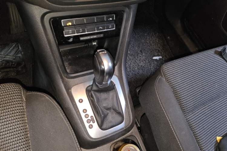 Used Volkswagen Sharan 2018 380TSI Comfort Edition 7-Seater Gear Lever