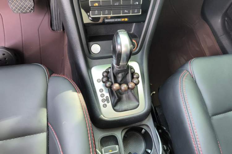 Used Volkswagen Sharan 2018 380TSI Enjoyment Edition Premium 7-Seater Gear Lever