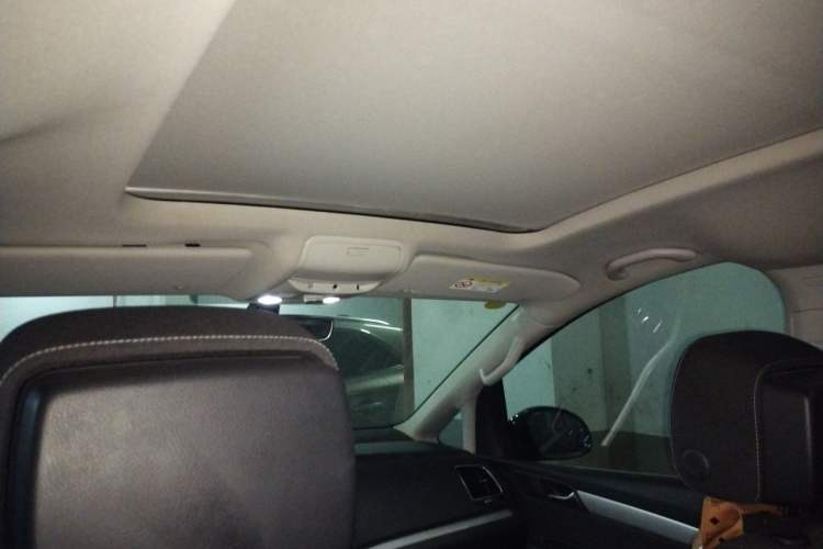 Used Volkswagen Sharan 2018 380TSI Comfort Edition 7-Seater Headliner