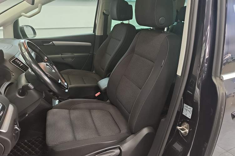 Used Volkswagen Sharan 2018 280TSI Enjoyment Model 7 Seats Left Front Seat