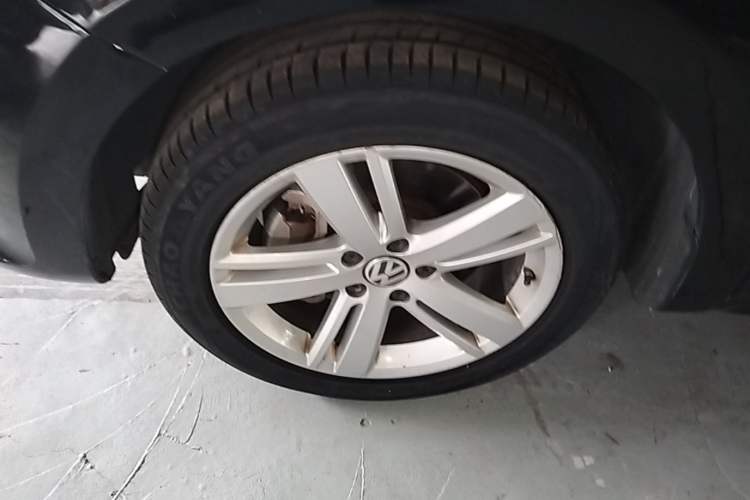 Used Volkswagen Sharan 2018 380TSI Comfort Edition 7-Seater Left Front Wheel Hub