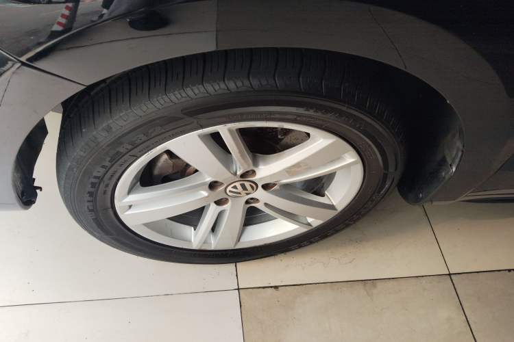 Used Volkswagen Sharan 2018 380TSI Comfort Edition 7-Seater Left Front Wheel Hub