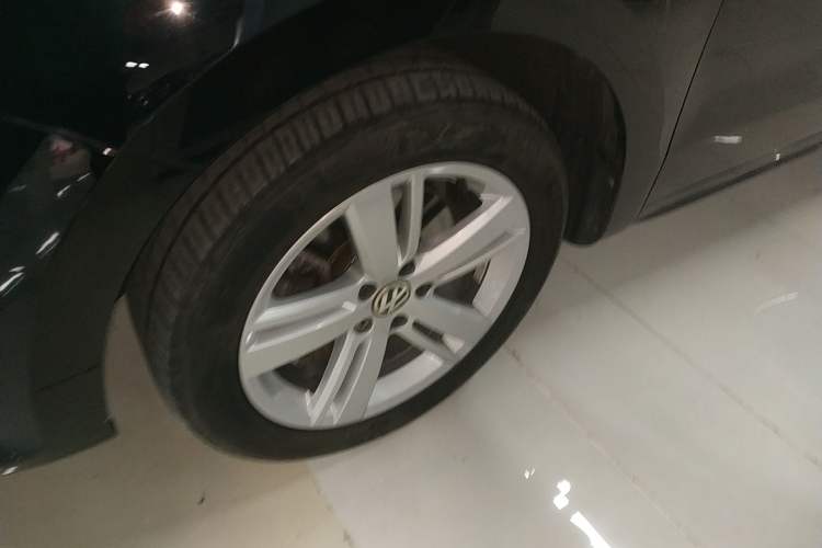 Used Volkswagen Sharan 2018 380TSI Comfort Edition 7-Seater Left Front Wheel Hub
