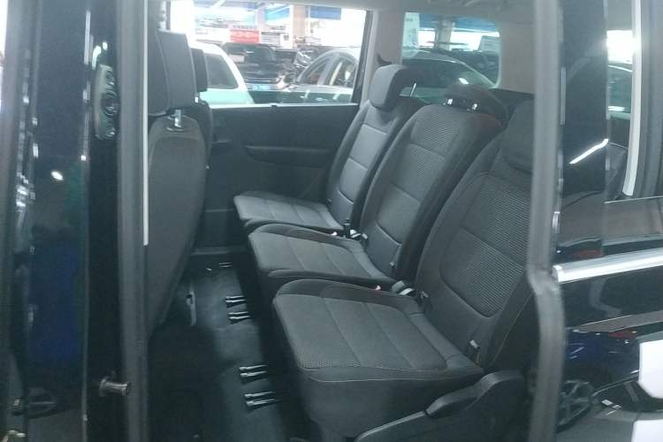 Used Volkswagen Sharan 2018 380TSI Comfort Edition 7-Seater Left Rear Seat