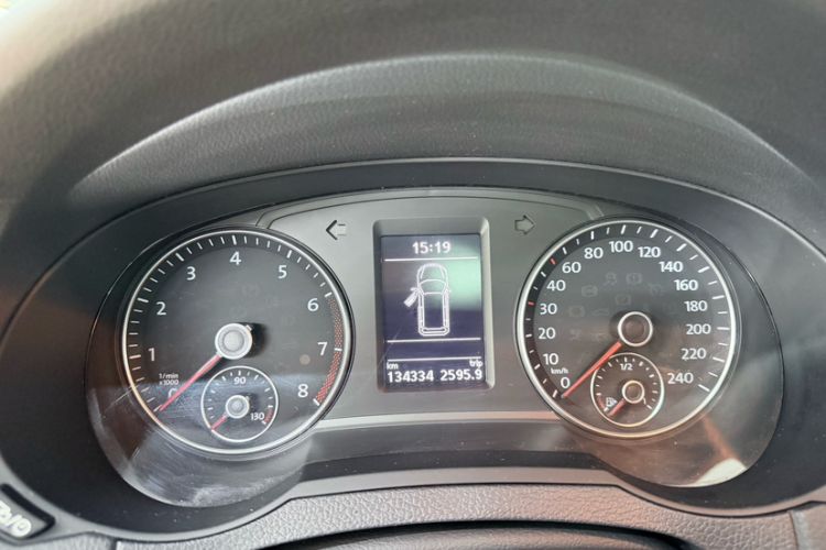 Used Volkswagen Sharan 2018 380TSI Comfort Edition 7-Seater Odometer Close Up