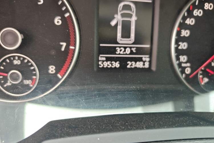 Used Volkswagen Sharan 2018 380TSI Comfort Edition 6-Seater Odometer Close Up