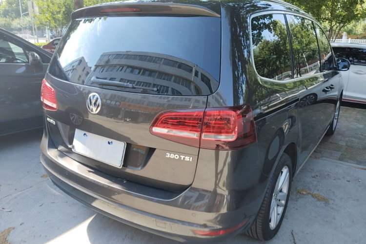 Used Volkswagen Sharan 2018 380TSI Comfort Edition 7-Seater Rear Right 45 Deg
