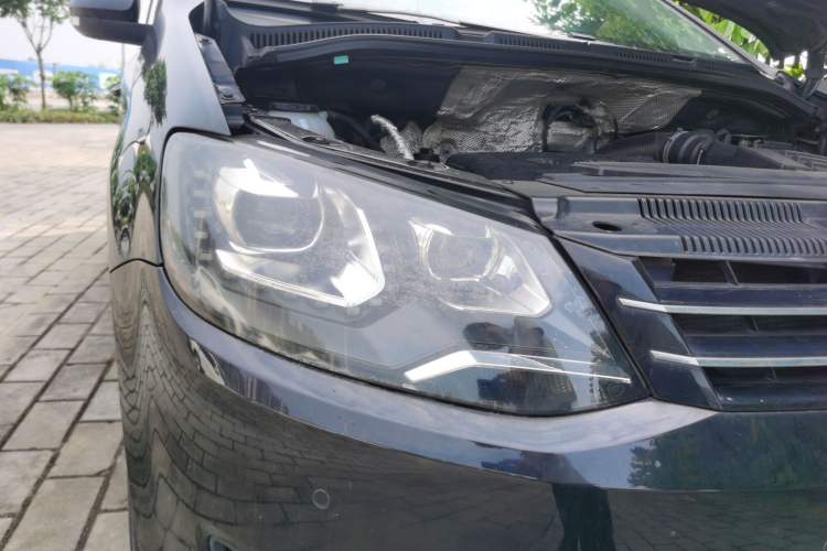 Used Volkswagen Sharan 2018 380TSI Comfort Edition 7-Seater Right Front Headlight