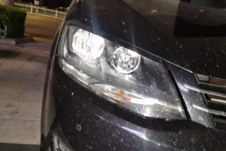 Used Volkswagen Sharan 2018 380TSI Comfort Edition 7-Seater Right Front Headlight