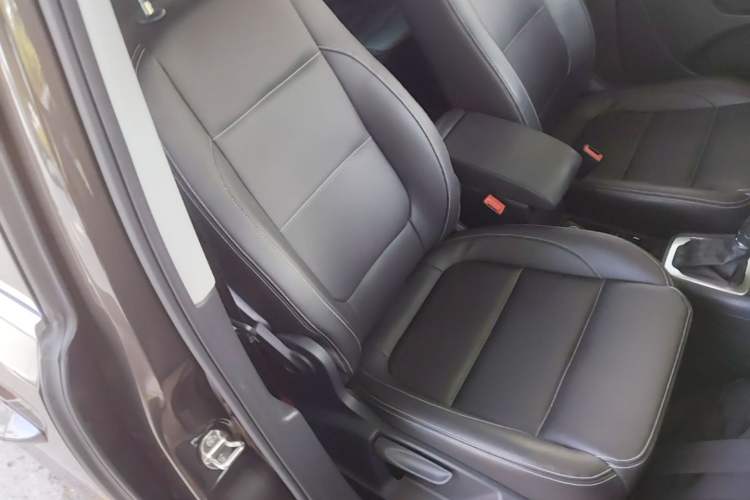 Used Volkswagen Sharan 2018 380TSI Comfort Edition 7-Seater Right Front Seat