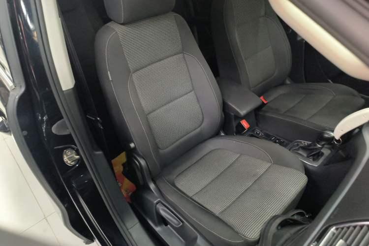 Used Volkswagen Sharan 2018 380TSI Comfort Edition 6-Seater Right Front Seat