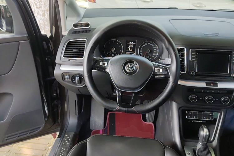 Used Volkswagen Sharan 2018 380TSI Comfort Edition 7-Seater Steering Wheel