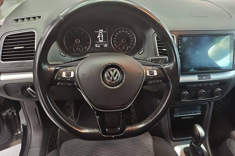 Used Volkswagen Sharan 2018 280TSI Enjoyment Model 7 Seats Steering Wheel