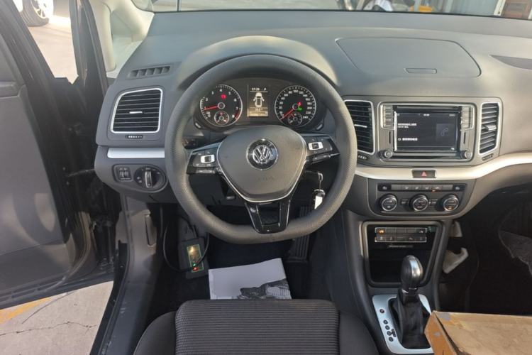 Used Volkswagen Sharan 2018 380TSI Comfort Edition 6-Seater Steering Wheel