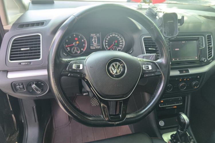 Used Volkswagen Sharan 2018 380TSI Enjoyment Edition Premium 7-Seater Steering Wheel