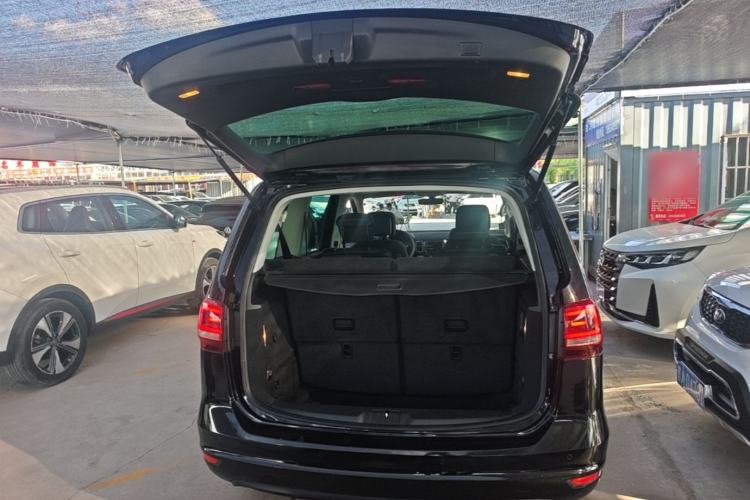 Used Volkswagen Sharan 2018 380TSI Comfort Edition 6-Seater Trunk