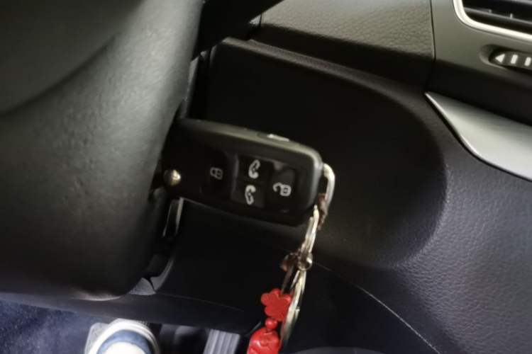 Used Volkswagen Sharan 2018 380TSI Comfort Edition 7-Seater Vehicle Key