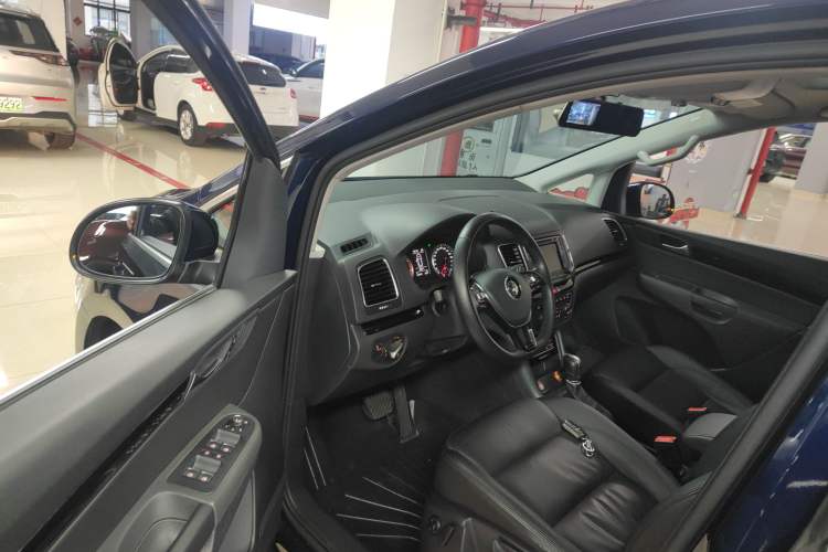Used Volkswagen Sharan 2018 380TSI Enjoyment Edition Premium 7-Seater Driver Seat