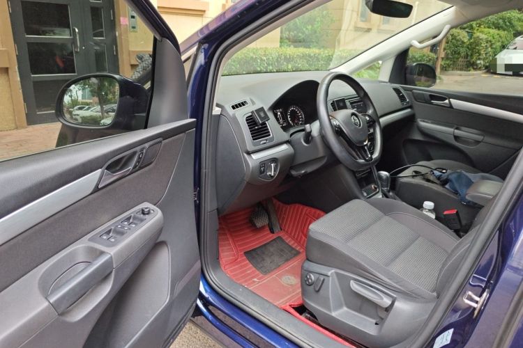Used Volkswagen Sharan 2018 380TSI Comfort Edition 7-Seater Driver Seat