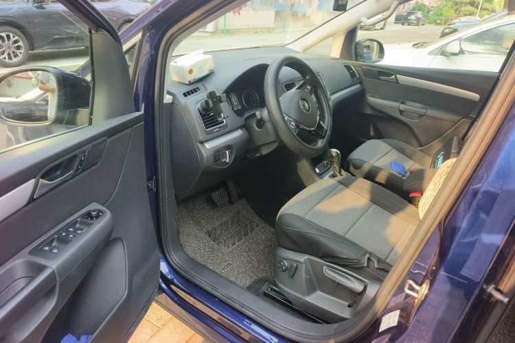 Used Volkswagen Sharan 2018 Revised Version 380TSI Comfort Edition 7-Seater Driver Seat