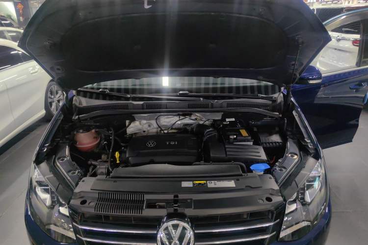 Used Volkswagen Sharan 2018 Revised Version 380TSI Comfort Edition 7-Seater Engine Bay