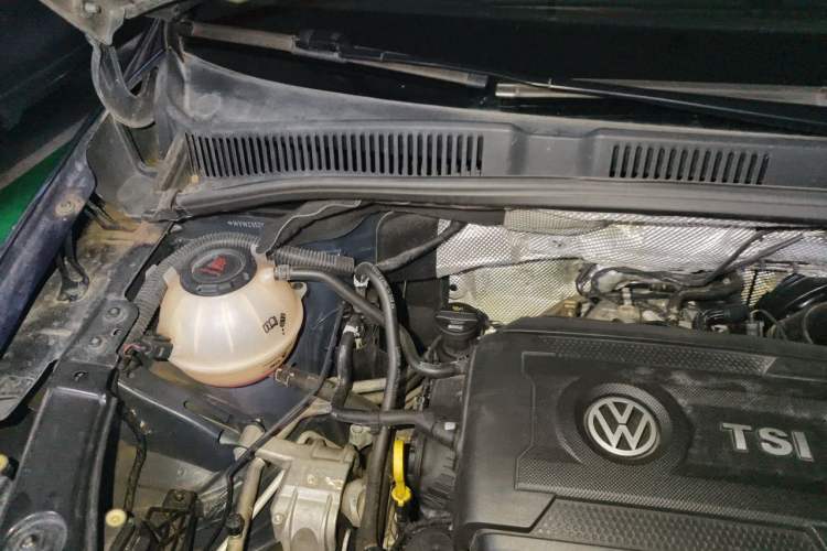 Used Volkswagen Sharan 2018 Revised Version 380TSI Comfort Edition 7-Seater Engine Bay Right