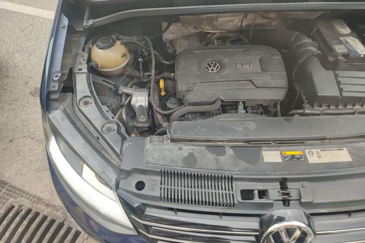Used Volkswagen Sharan 2018 380TSI Comfort Edition 7-Seater Engine Bay Right