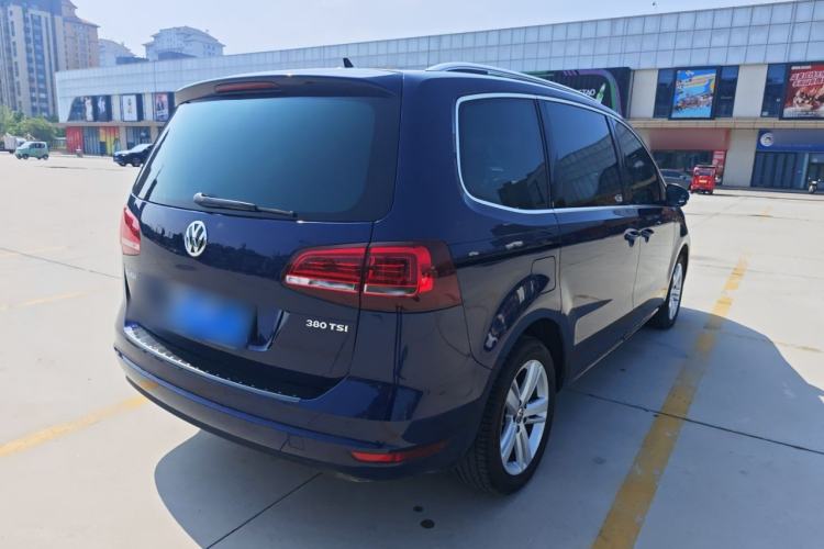 Used Volkswagen Sharan 2018 380TSI Comfort Edition 6-Seater Exterior 4