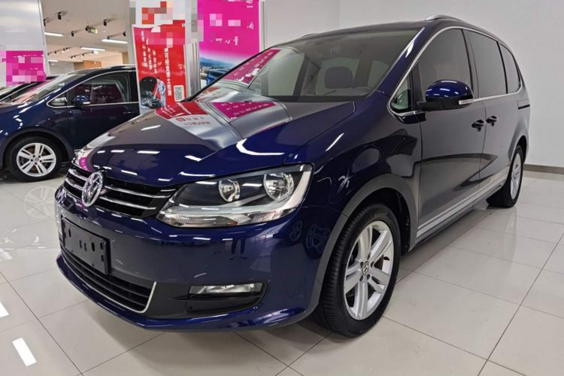 Used Volkswagen Sharan 2018 Revised Version 380TSI Comfort Edition 6-Seater Front Left 45 Deg