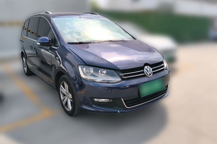 Used Volkswagen Sharan 2018 380TSI Comfort Edition 7-Seater Front Right 45 Deg