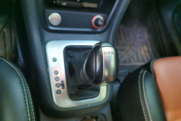 Used Volkswagen Sharan 2018 Revised Version 380TSI Comfort Edition 7-Seater Gear Lever