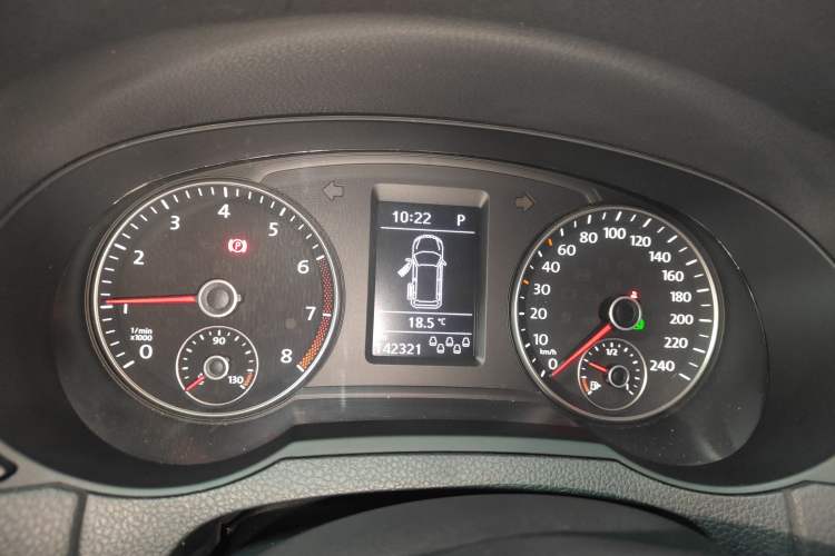 Used Volkswagen Sharan 2018 380TSI Enjoyment Edition Premium 7-Seater Instrument Cluster