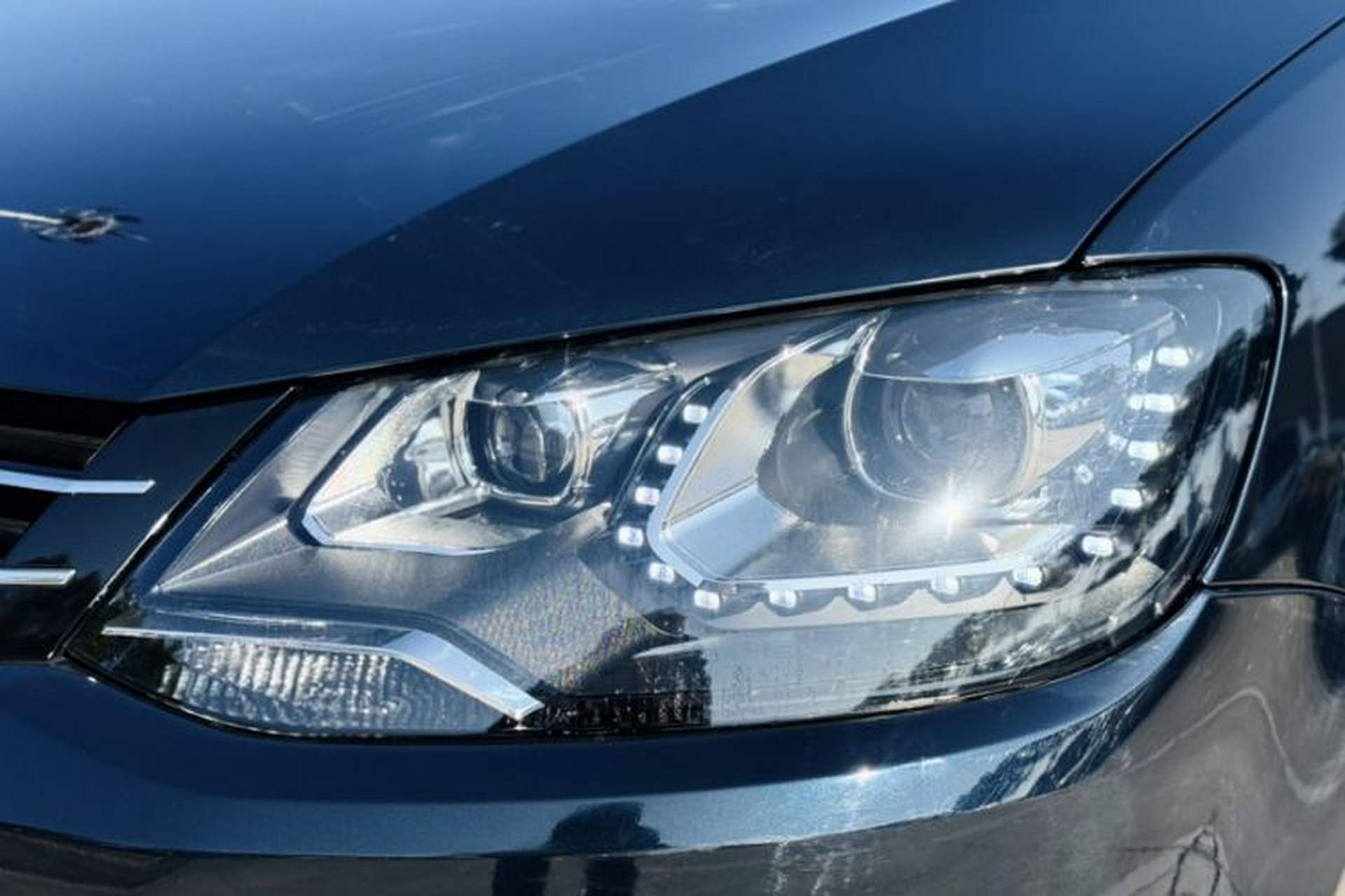 Used Volkswagen Sharan 2018 380TSI Comfort Edition 7-Seater Left Front Headlight