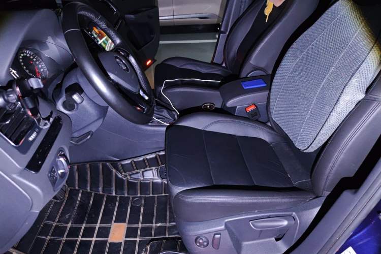 Used Volkswagen Sharan 2018 380TSI Enjoyment Edition Premium 7-Seater Left Front Seat