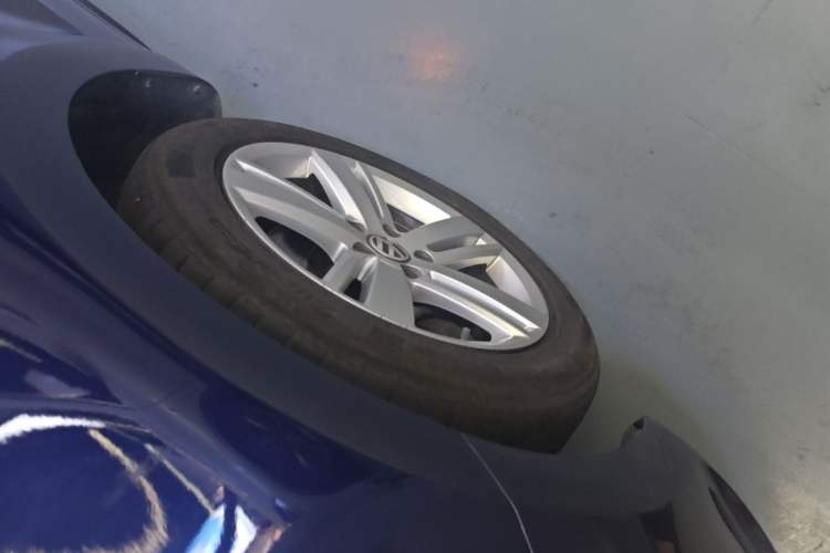 Used Volkswagen Sharan 2018 Revised Version 380TSI Comfort Edition 7-Seater Left Front Wheel Hub